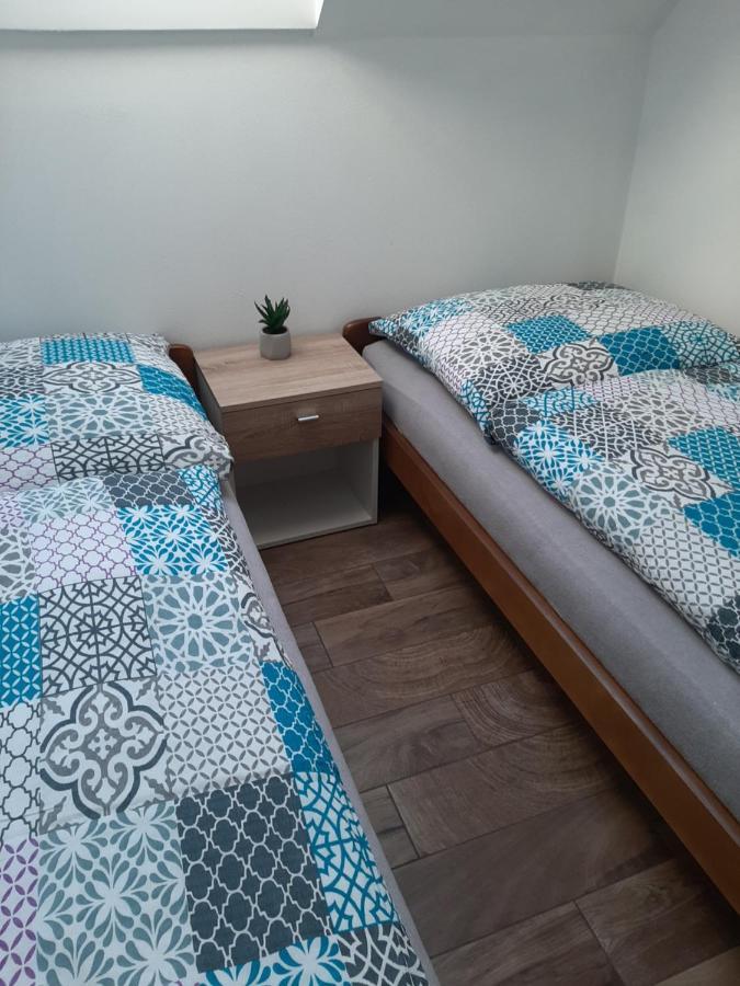 U Mateje Apartment Mutenice Ngoại thất bức ảnh