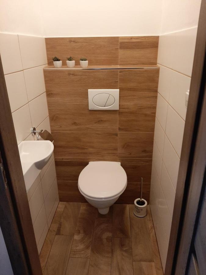 U Mateje Apartment Mutenice Ngoại thất bức ảnh